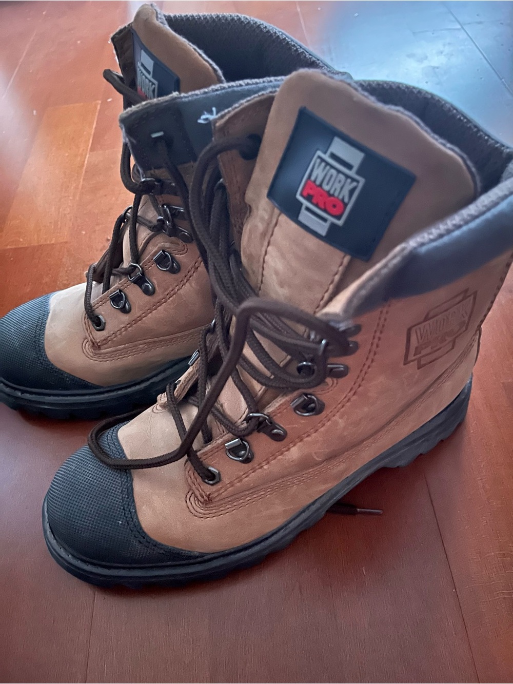 CSA Construction Boots with Thinsulate Insulation